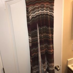 High Waisted Maxi Skirt with slits